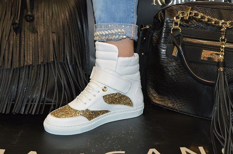 L'ESTROSA SKÓRA SNEAKERSY ZŁOTO KLAMRA PROMOCJA !! L'ESTROSA SKÓRA SNEAKERSY ZŁOTO KLAMRA PROMOCJA !!