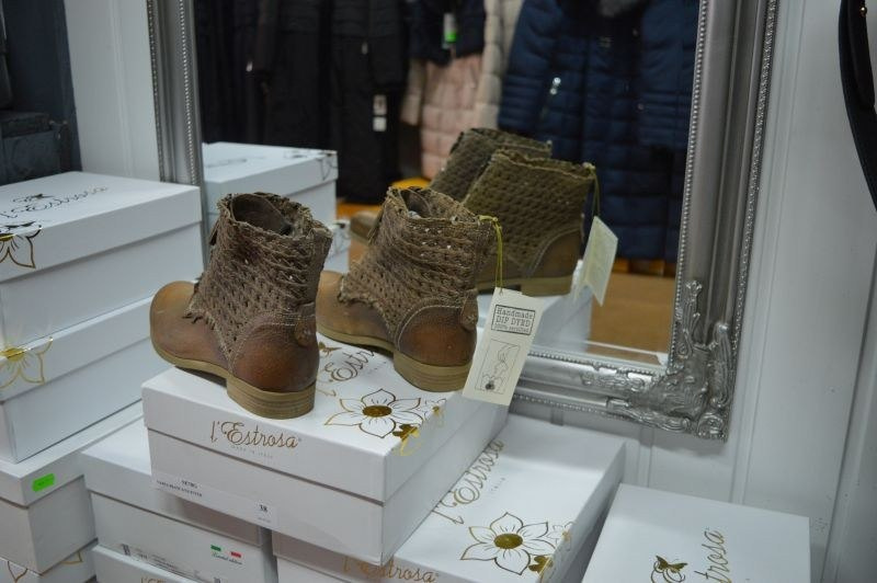 SPAZIOMODA SKÓRA NATURALNA BOTKI NOWOŚĆ OKAZJA !!! SPAZIOMODA SKÓRA NATURALNA BOTKI NOWOŚĆ OKAZJA !!!