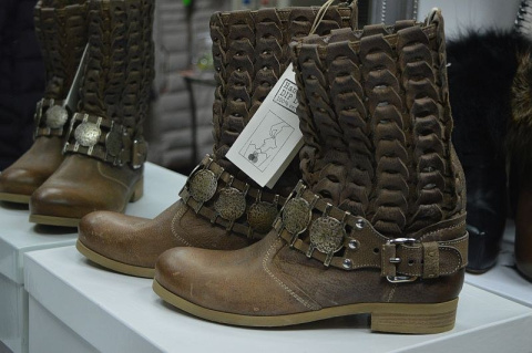 SPAZIOMODA SKÓRA NATURALNA BOTKI WODOODPORNE NOWOŚĆ PROMOCJA SPAZIOMODA SKÓRA NATURALNA BOTKI WODOODPORNE NOWOŚĆ PROMOCJA