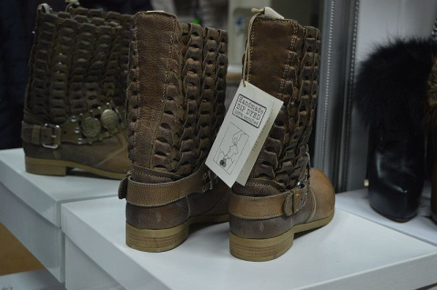 SPAZIOMODA SKÓRA NATURALNA BOTKI WODOODPORNE NOWOŚĆ PROMOCJA SPAZIOMODA SKÓRA NATURALNA BOTKI WODOODPORNE NOWOŚĆ PROMOCJA