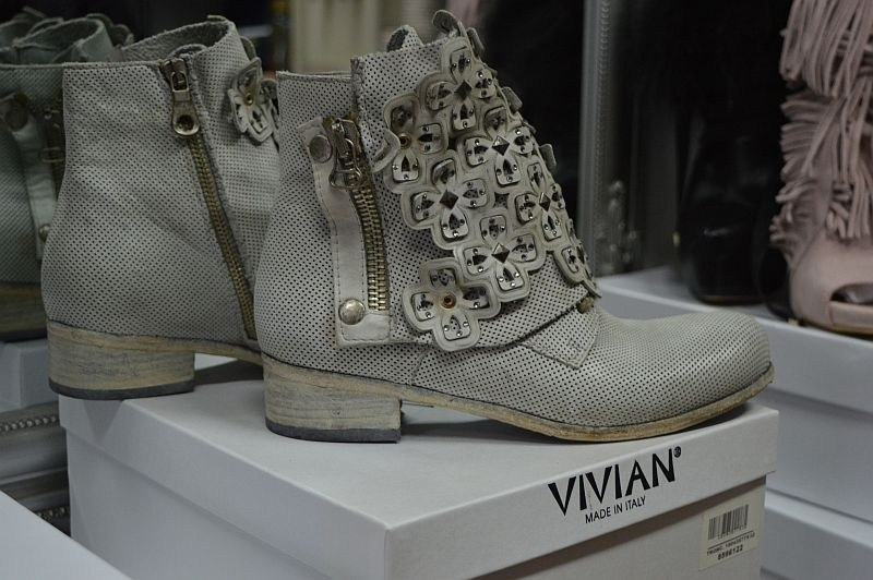 VIVIAN SKÓRA NATURALNA BOTKI ZDOBIONE PROMOCJA VIVIAN SKÓRA NATURALNA BOTKI ZDOBIONE PROMOCJA