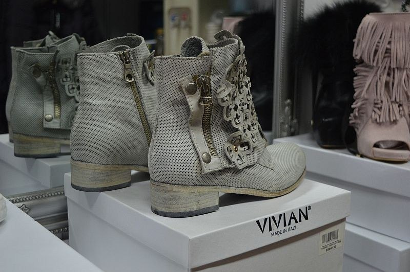 VIVIAN SKÓRA NATURALNA BOTKI ZDOBIONE PROMOCJA VIVIAN SKÓRA NATURALNA BOTKI ZDOBIONE PROMOCJA