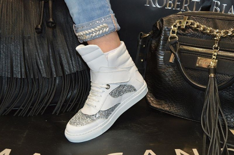 L'ESTROSA SKÓRA SNEAKERSY SREBRO KLAMRA PROMOCJA ! L'ESTROSA SKÓRA SNEAKERSY SREBRO KLAMRA PROMOCJA !