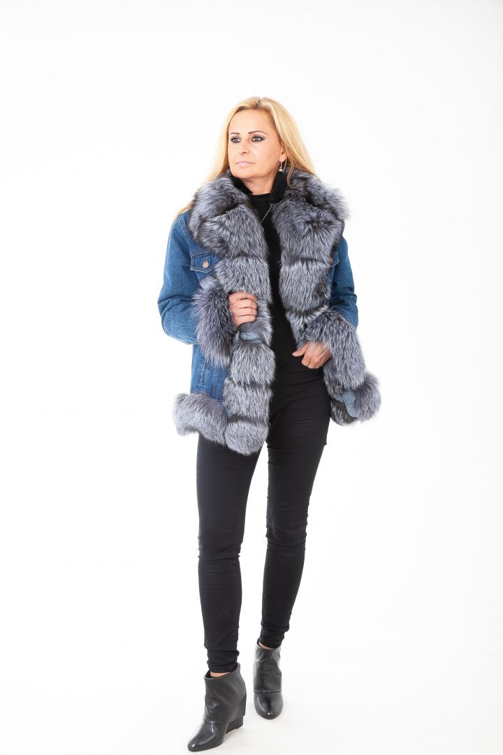 EKSKLUZYWNA PARKA DŻINSOWA DAMSKA OBSZYTA PIĘKNYM NATURALNYM FUTREM Z LISA EKSKLUZYWNA PARKA DŻINSOWA DAMSKA OBSZYTA PIĘKNYM NATURALNYM FUTREM Z LISA