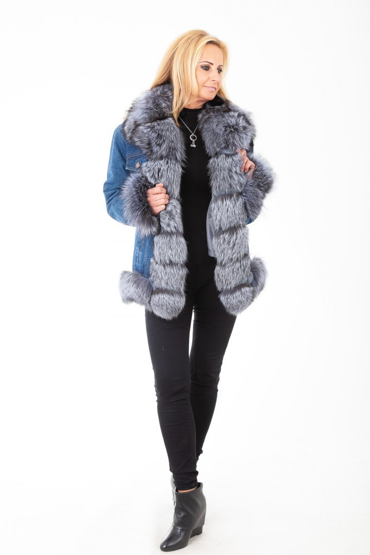 EKSKLUZYWNA PARKA DŻINSOWA DAMSKA OBSZYTA PIĘKNYM NATURALNYM FUTREM Z LISA EKSKLUZYWNA PARKA DŻINSOWA DAMSKA OBSZYTA PIĘKNYM NATURALNYM FUTREM Z LISA